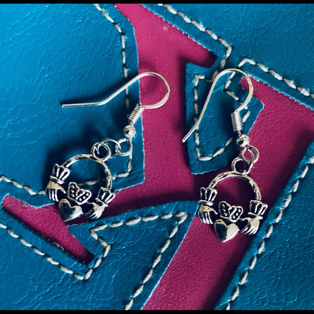 Celtic Claddagh Earrings